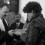 Z lewej: pastor Janusz Daszuta podczas wręczenia nagrody im. ks. Romana Indrzejczyka / Kamil Król / Radio Kielce