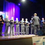 Jędrzejów. VII Jędrzejowskie Spotkania Chóralne. Na zdjęciu: Podkarpacki Chór Męski pod dyrekcją Grzegorza Oliwy / Ewa Pociejowska-Gawęda / Radio Kielce