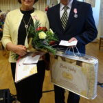 15 par z miasta i gminy Jędrzejów świętowało jubileusz 50-lecia małżeństwa. Wanda i Tadeusz Hodura / Ewa Pociejowska-Gawęda / Radio Kielce