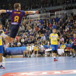 6. kolejka Ligi Mistrzów piłkarzy ręcznych: Barcelona - PGE Vive Kielce / Arkadiusz Milcarz / Radio Kielce