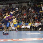 6. kolejka Ligi Mistrzów piłkarzy ręcznych: Barcelona - PGE Vive Kielce / Arkadiusz Milcarz / Radio Kielce