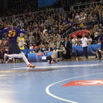 6. kolejka Ligi Mistrzów piłkarzy ręcznych: Barcelona - PGE Vive Kielce / Arkadiusz Milcarz / Radio Kielce