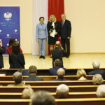 Wojewoda świętokrzyski Agata Wojtyszek wręczyła nadane przez Prezesa Rady Ministrów, okolicznościowe „Medale 100-lecia Odzyskania Niepodległości” / Jarosław Kubalski / Radio Kielce