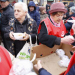 Kielce. Obchody Światowego Dnia Ubogich na kieleckim Rynku / Jarosław Kubalski / Radio Kielce