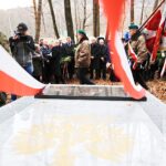 Biała Góra. Gmina Masłów. Osłonięcie pomnika poświęconego ofiarom II wojny światowej / Jarosław Kubalski / Radio Kielce