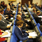 Inaugurująca nową kadencję sesja Rady Powiatu Kieleckiego. / Jarosław Kubalski / Radio Kielce