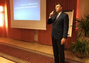Kandydat na burmistrza Sandomierza Marcin Marzec przedstawił swój program wyborczy / Grażyna Szlęzak-Wójcik / Radio Kielce