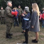 Posadzenie dębu im. Marszałka Józefa Piłsudskiego / Grażyna Szlęzak-Wójcik / Radio Kielce