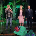 Dzieci z przedszkola nr 2 w Busku-Zdroju w ramach Uniwersytetu I Wieku zaprezentowały na scenie Buskiego Samorządowego Centrum Kultury spektakl „Przy fortepianie…” / Marta Gajda / Radio Kielce