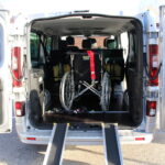 Przekazanie samochodu dostosowanego do przewozu osób niepełnosprawnych / Marta Gajda / Radio Kielce