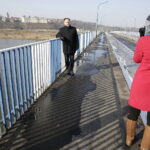 17.02.2018 Sandomierz. Most na Wiśle i poseł Marek Kwitek / Jarosław Kubalski / Radio Kielce