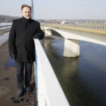 17.02.2018 Sandomierz. Most na Wiśle i poseł Marek Kwitek / Jarosław Kubalski / Radio Kielce