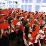 27.09.2018 Kielce. SP nr 31. Dzieci śpiewają hymn w ogólnopolskim konkursie Do Hymnu / Jarosław Kubalski / Radio Kielce