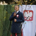 19.10.2018 Micigózd. Nadanie szkole podstawowej imienia 100 - lecia Odzyskania Niepodległości przez Polskę. Wójt Piekoszowa Zbigniew Piątek / Jarosław Kubalski / Radio Kielce