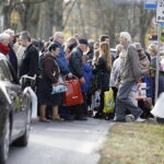 01.11.2018 Kielce. Wszystkich Świętych. Policja kieruje ruchem / Jarosław Kubalski / Radio Kielce
