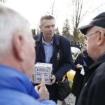 01.11.2018 Kielce. Wszystkich Świętych. Kwesta. Bogdan Wenta / Jarosław Kubalski / Radio Kielce