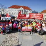 17.11.2018 Kielce. Szlachetna Paczka. Marsz wolontariuszy i sympatyków / Jarosław Kubalski / Radio Kielce