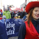 17.11.2018 Kielce. Szlachetna Paczka. Marsz wolontariuszy i sympatyków / Jarosław Kubalski / Radio Kielce