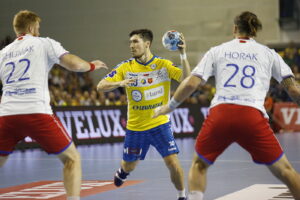 17.11.208 Kielce. Piłka ręczna. Liga Mistrzów. Mecz PGE Vive Kielce - Mieszkow Brześć / Jarosław Kubalski / Radio Kielce