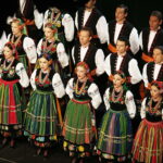 18.11.2018 Kielce. Państwowy Zespół Ludowy Pieśni i Tańca „Mazowsze” wystąpił na scenie Centrum Kongresowego Targów Kielce / Jarosław Kubalski / Radio Kielce