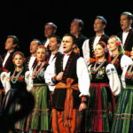 18.11.2018 Kielce. Państwowy Zespół Ludowy Pieśni i Tańca „Mazowsze” wystąpił na scenie Centrum Kongresowego Targów Kielce / Jarosław Kubalski / Radio Kielce