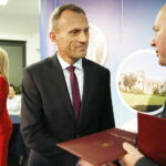 20.11.2018 Piekoszów. Pierwsza sesja nowej rady gminy. Wójt Zbigniew Piątek / Jarosław Kubalski / Radio Kielce