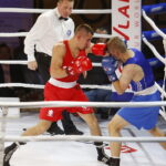 23.11.2018 Kielce. Mecz bokserski Polska - Rosja. Bartosz Gołębiewski i Aleksiej Semykin / Jarosław Kubalski / Radio Kielce