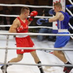 23.11.2018 Kielce. Mecz bokserski Polska - Rosja. Bartosz Gołębiewski i Aleksiej Semykin / Jarosław Kubalski / Radio Kielce