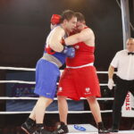 23.11.2018 Kielce. Mecz bokserski Polska - Rosja. Roger Hryniuk i Islam Tekiejew / Jarosław Kubalski / Radio Kielce