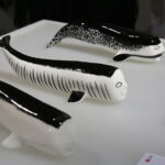 24.11.2018 Ćmielów. Wystawa prac Natalii i Rafała Olbińskich „Metamorfozy z ludzką twarzą” w fabryce porcelany AS / Jarosław Kubalski / Radio Kielce