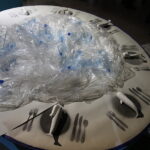 24.11.2018 Ćmielów. Wystawa prac Natalii i Rafała Olbińskich „Metamorfozy z ludzką twarzą” w fabryce porcelany AS / Jarosław Kubalski / Radio Kielce