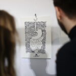 24.11.2018 Ćmielów. Wystawa prac Natalii i Rafała Olbińskich „Metamorfozy z ludzką twarzą” w fabryce porcelany AS / Jarosław Kubalski / Radio Kielce