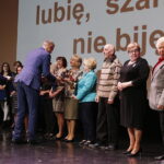 26.11.2018 Kielce. Duża scena KCK. Inauguracja kampanii "Biała Wstążka" . Nagrody Wręczyli senator Krzysztof Słoń i prezydent Kielc Bogdan Wenta / Jarosław Kubalski / Radio Kielce