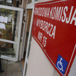 Wybory samorządowe 2018. II tura. Obwodowa komisja wyborcza nr 15 / Jarosław Kubalski / Radio Kielce