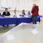 Wybory samorządowe 2018. Obwodowa komisja wyborcza nr 56 / Jarosław Kubalski / Radio Kielce