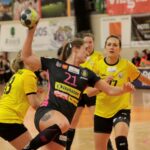 PGNiG Superliga piłkarek ręcznych: KPR Gminy Kobierzyce - Korona Handball / Krzysztof Bujnowicz / Radio Kielce