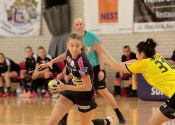 PGNiG Superliga piłkarek ręcznych: KPR Gminy Kobierzyce - Korona Handball / Krzysztof Bujnowicz / Radio Kielce