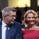 Sztab wyborczy Bogdana Wenty. Bogdan Wenta i Iwona Wenta / Marzena Mąkosa / Radio Kielce