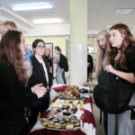 Zbiórka pieniędzy na wsparcie dla dzieci żyjących w Meksyku / Marzena Mąkosa / Radio Kielce