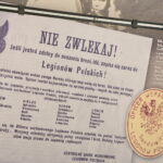 Otwarcie wystawy "Ziemia Świętokrzyska. Droga do Niepodległości" w Centrum Edukacyjnym IPN. Wystawa opracowana została w dużej mierze na podstawie niepublikowanych dotychczas materiałów ikonograficznych, pochodzących z muzeów, archiwów polskich i zagranicznych  oraz zbiorów prywatnych / Marzena Mąkosa / Radio Kielce