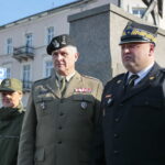 Konferencja prasowa dotycząca organizacji sobotniego pikniku patriotycznego „Służymy Niepodległej” oraz obchodów Święta Niepodległości. Na zdjęciu (od lewej): Renata Kośka - rzecznik prasowy Placówki Straży Granicznej w Kielcach, płk Jarosław Molisak - szef WSzW w Kielcach i Adam Czajka - Świętokrzyski Komendant Wojewódzki Państwowej Straży Pożarnej / Marzena Mąkosa / Radio Kielce