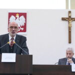 Konferencja IPN "Na stos rzuciliśmy nasz życia los" w Urzędzie Miasta Kielce. Na zdjęciu (od lewej): prof. dr hab. Andrzej Nowak i prof. dr hab. Stanisław Wiech / Marzena Mąkosa / Radio Kielce