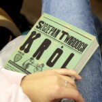 Spotkanie autorskie ze Szczepanem Twardochem w Wojewódzkiej Bibliotece Publicznej / Marzena Mąkosa / Radio Kielce