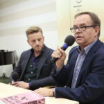 Spotkanie autorskie ze Szczepanem Twardochem w Wojewódzkiej Bibliotece Publicznej / Marzena Mąkosa / Radio Kielce