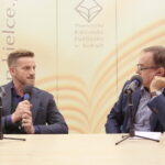 Spotkanie autorskie ze Szczepanem Twardochem w Wojewódzkiej Bibliotece Publicznej / Marzena Mąkosa / Radio Kielce