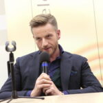 Spotkanie autorskie ze Szczepanem Twardochem w Wojewódzkiej Bibliotece Publicznej. Na zdjęciu: Szczepan Twardoch - pisarz / Marzena Mąkosa / Radio Kielce