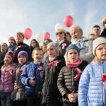 Akcja MEN "Rekord dla Niepodległej". Odśpiewanie hymnu w III LO im. Cypriana Kamila Norwida w Kielcach / Marzena Mąkosa / Radio Kielce