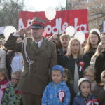 Akcja MEN "Rekord dla Niepodległej". Odśpiewanie hymnu w III LO im. Cypriana Kamila Norwida w Kielcach / Marzena Mąkosa / Radio Kielce