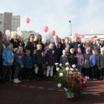 Akcja MEN "Rekord dla Niepodległej". Odśpiewanie hymnu w III LO im. Cypriana Kamila Norwida w Kielcach / Marzena Mąkosa / Radio Kielce