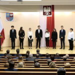 Spotkanie pracowników urzędu wojewódzkiego z okazji 100-lecia odzyskania niepodległości oraz obchody Dnia Służby Cywilnej / Marzena Mąkosa / Radio Kielce